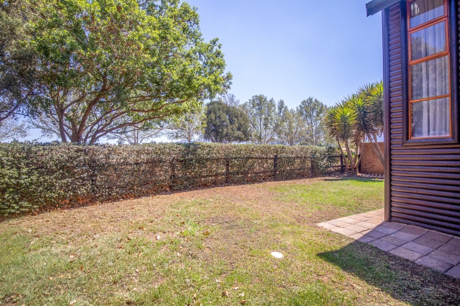 1 Bedroom Property for Sale in The Coves North West